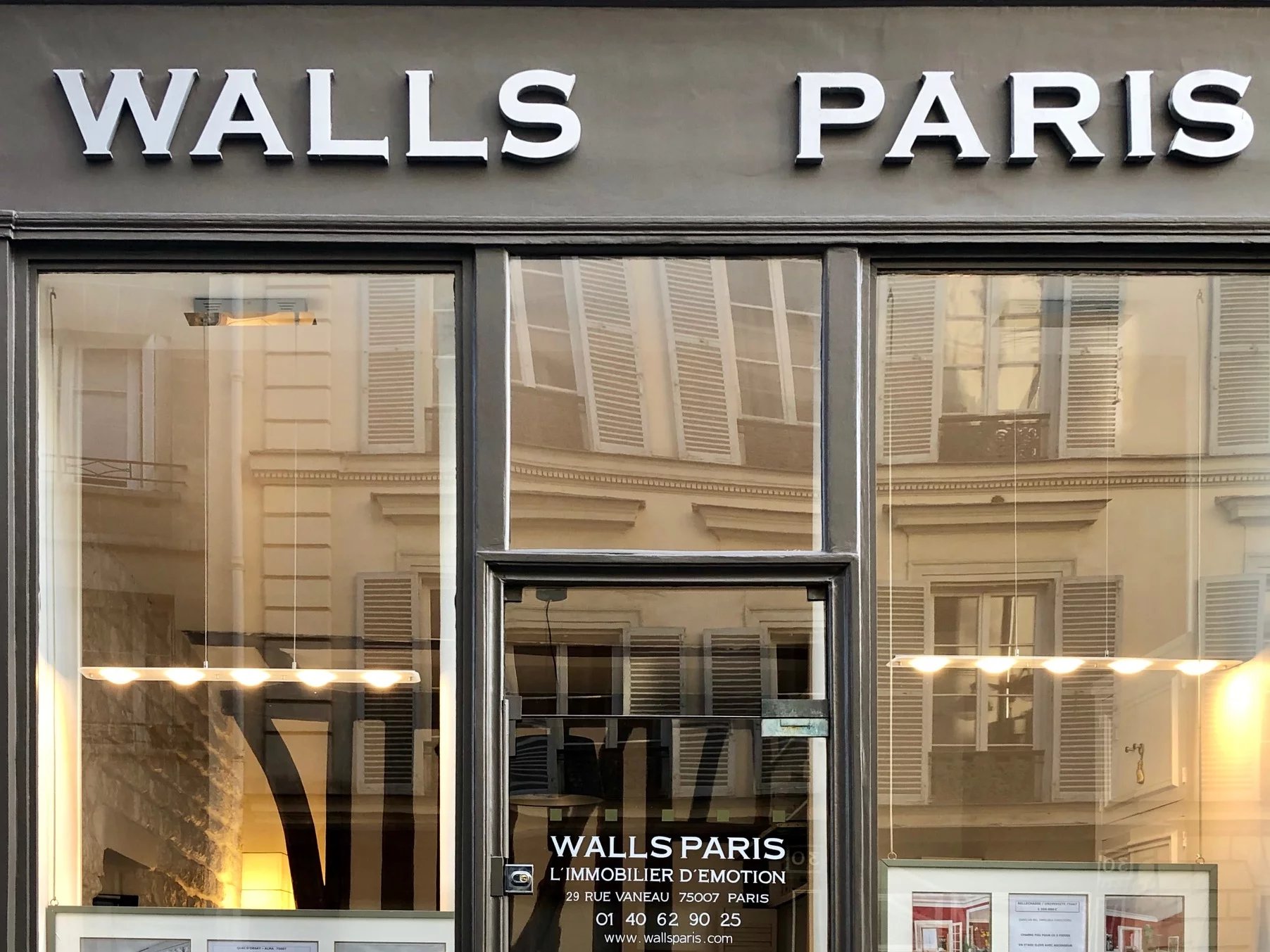 Walls Paris Associés