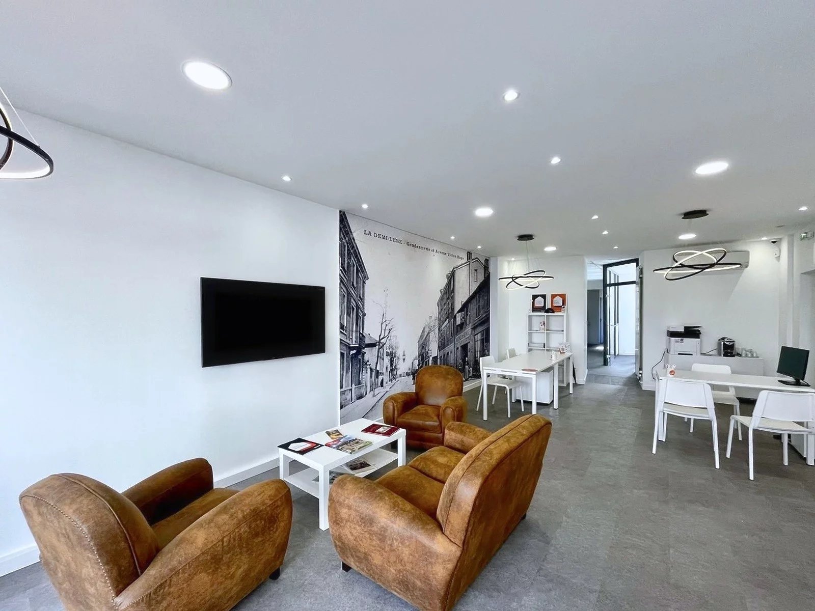 Neowi Tassin La Demi Lune