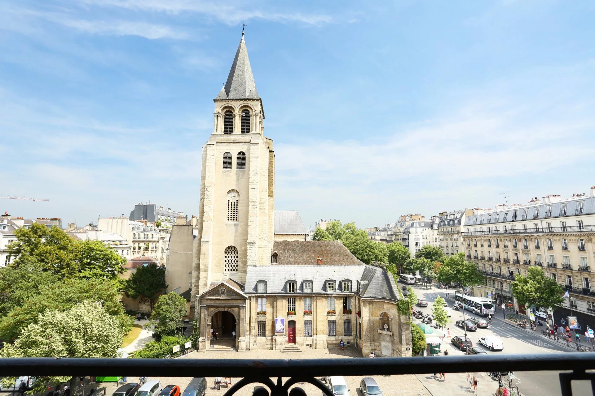 Daniel Féau Location - Saint-Germain Daniel Féau Location - Saint-Germain