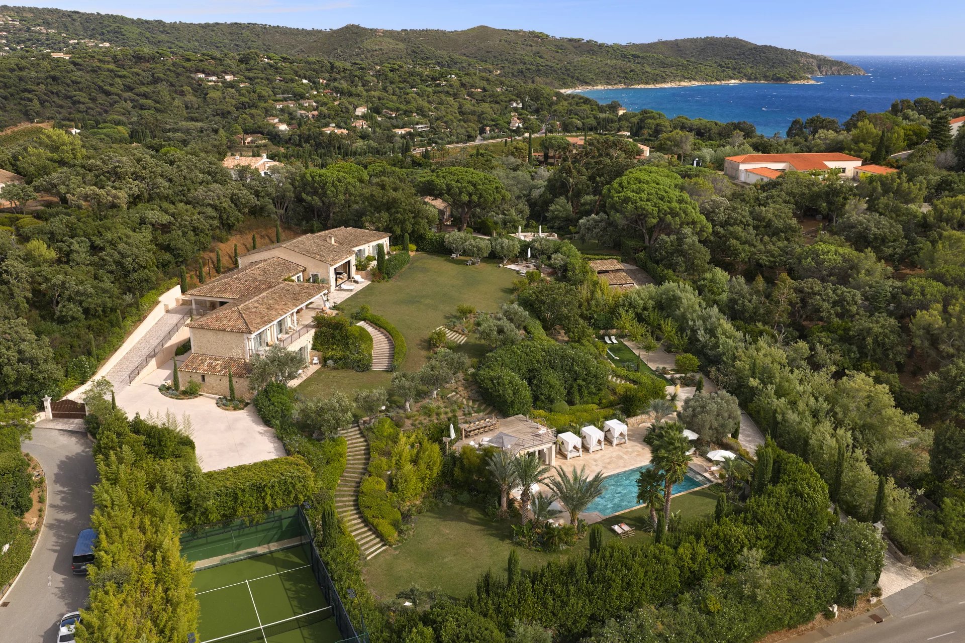 Daniel Féau Location Provence - Côte d'Azur Daniel Féau Location Provence - Côte d'Azur
