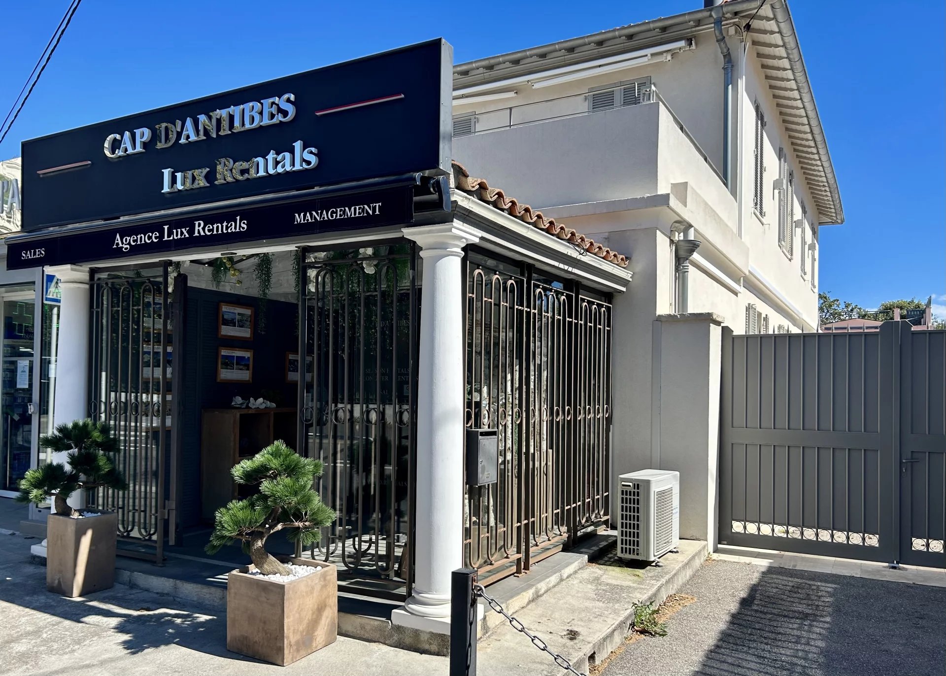 Cap d'Antibes Lux Rentals Cap d'Antibes Lux Rentals