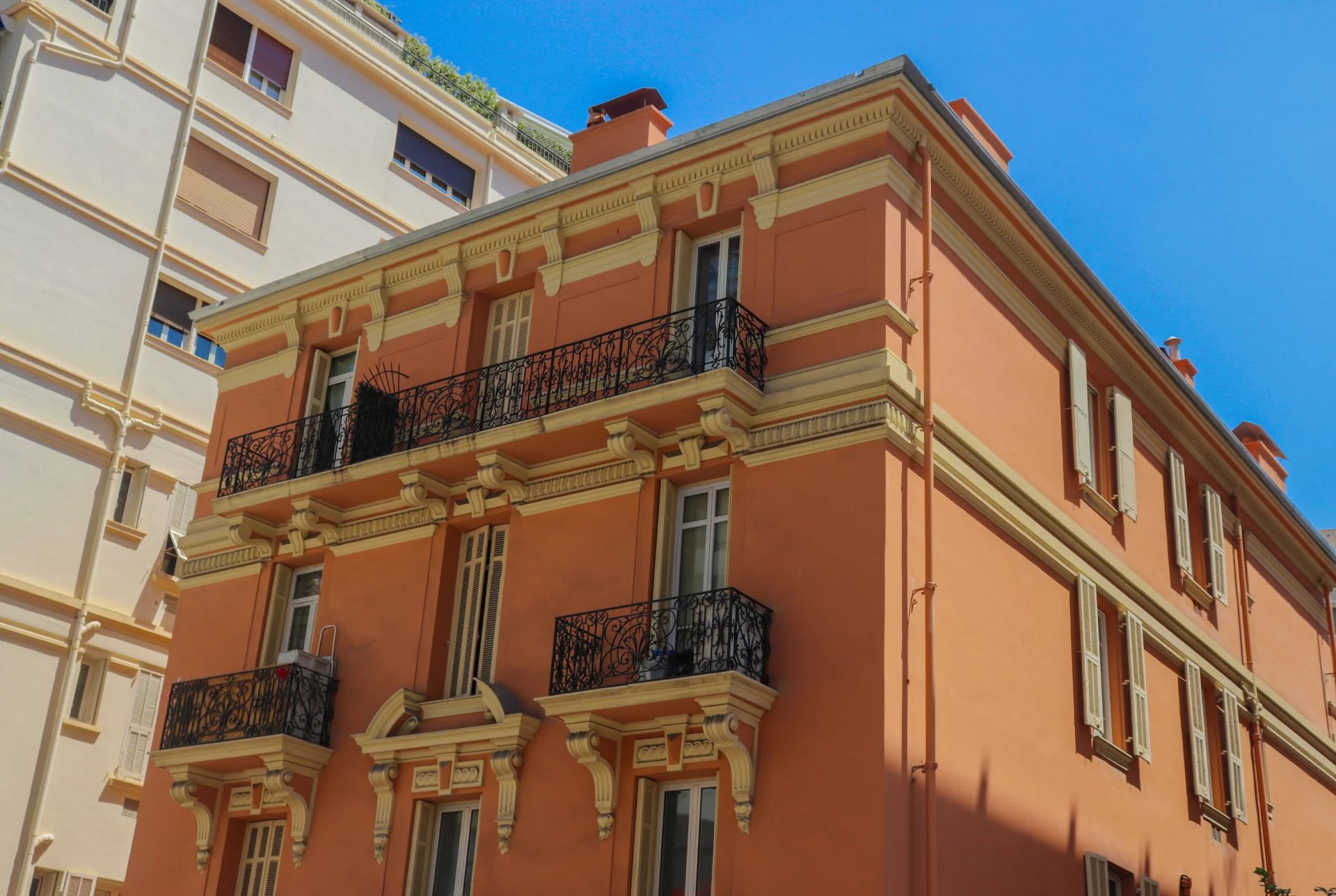 VILLA PAUL