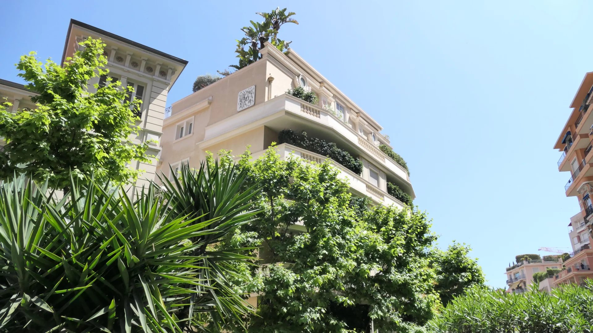 VILLA VICTORIA