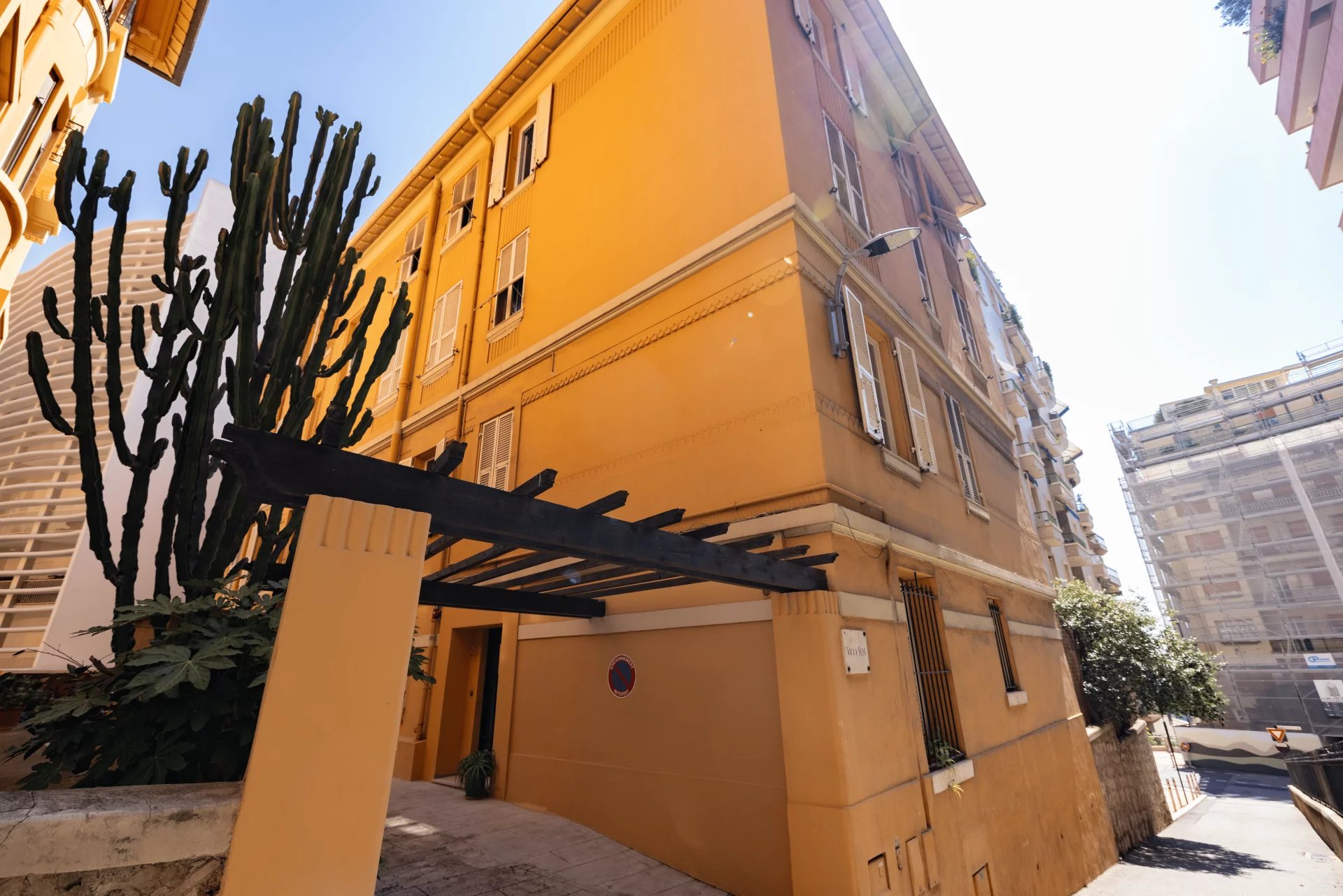 VILLA YEYE