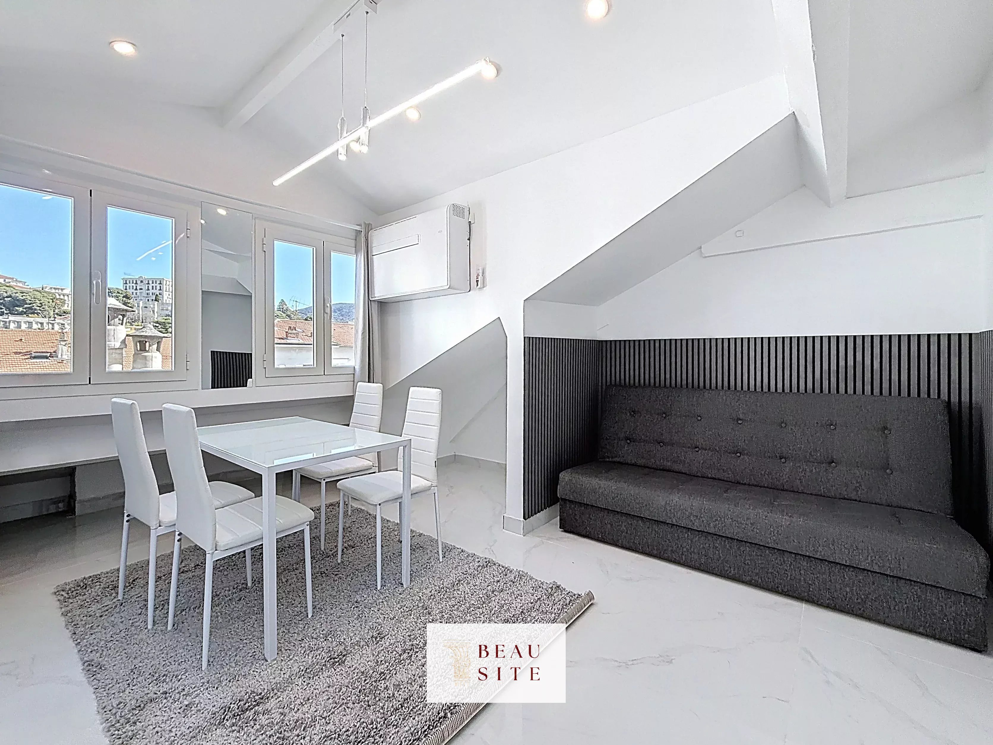 Agence immobilière de Beau Site Estate