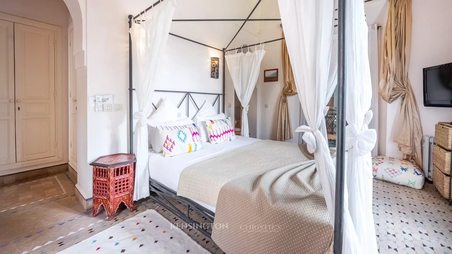 4 Bedroom Villa/Townhouse's Image 17