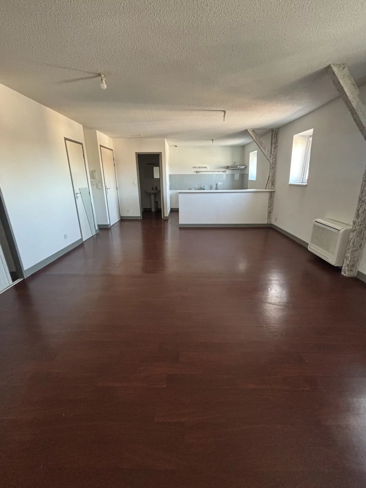 APPARTEMENT T2   - CENTRE VILLE