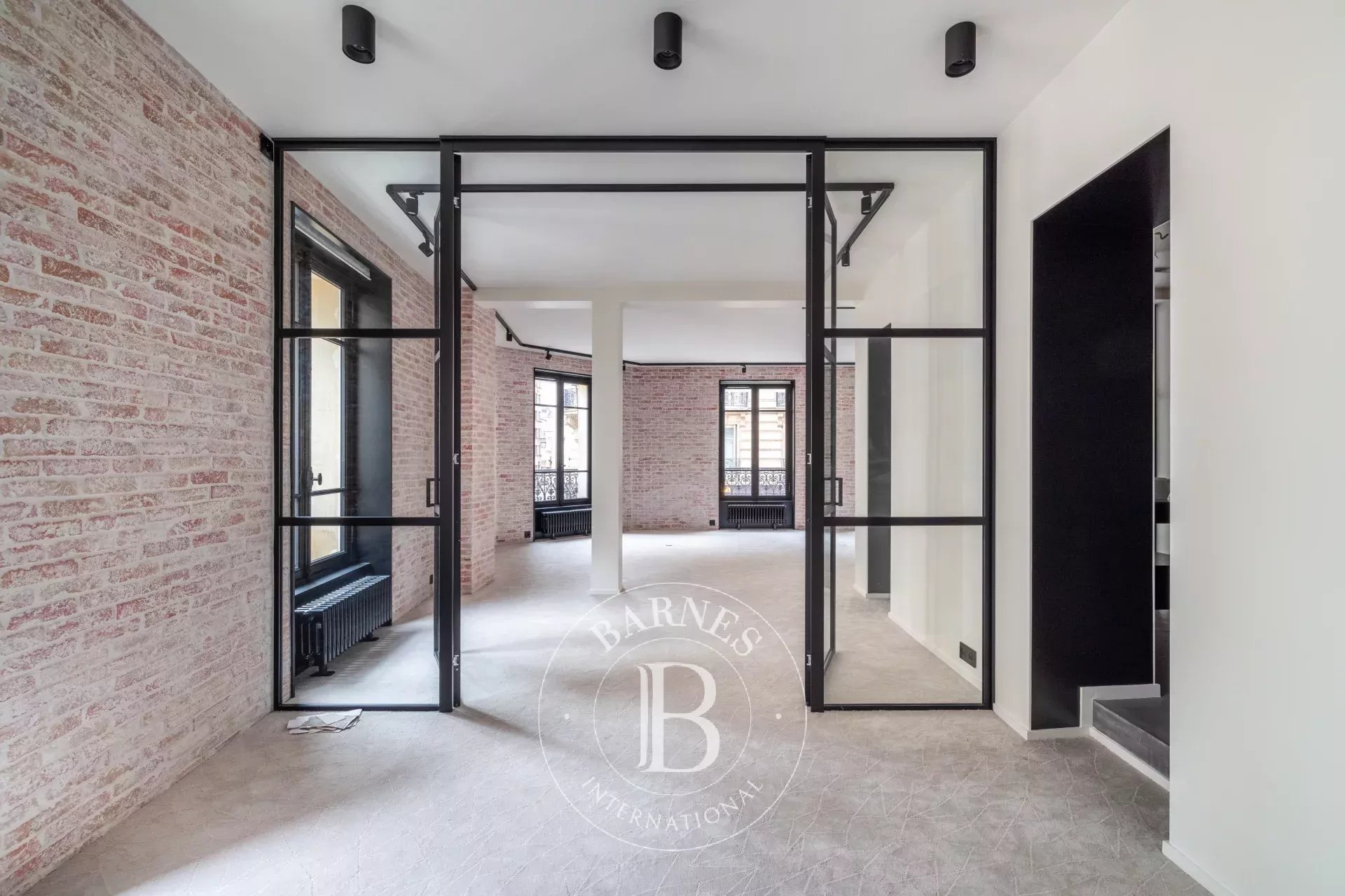 Daire Paris 4ème - picture 9