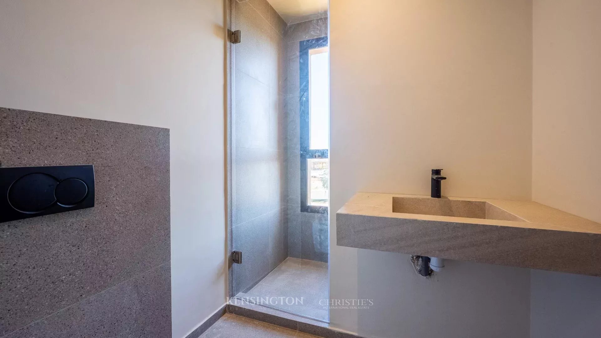 5 Bedroom Villa/Townhouse's Image 27