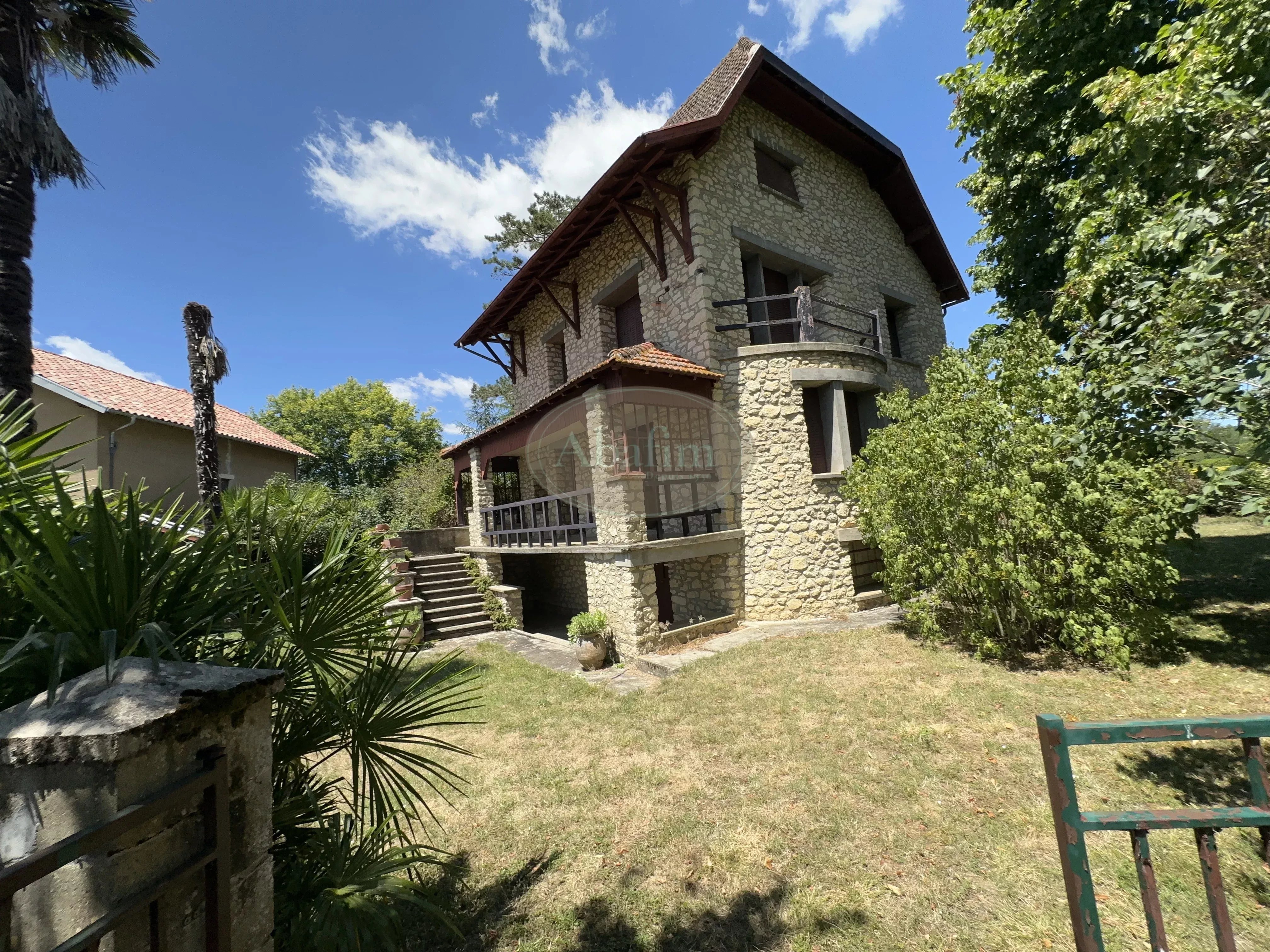 Charmante villa en pierre