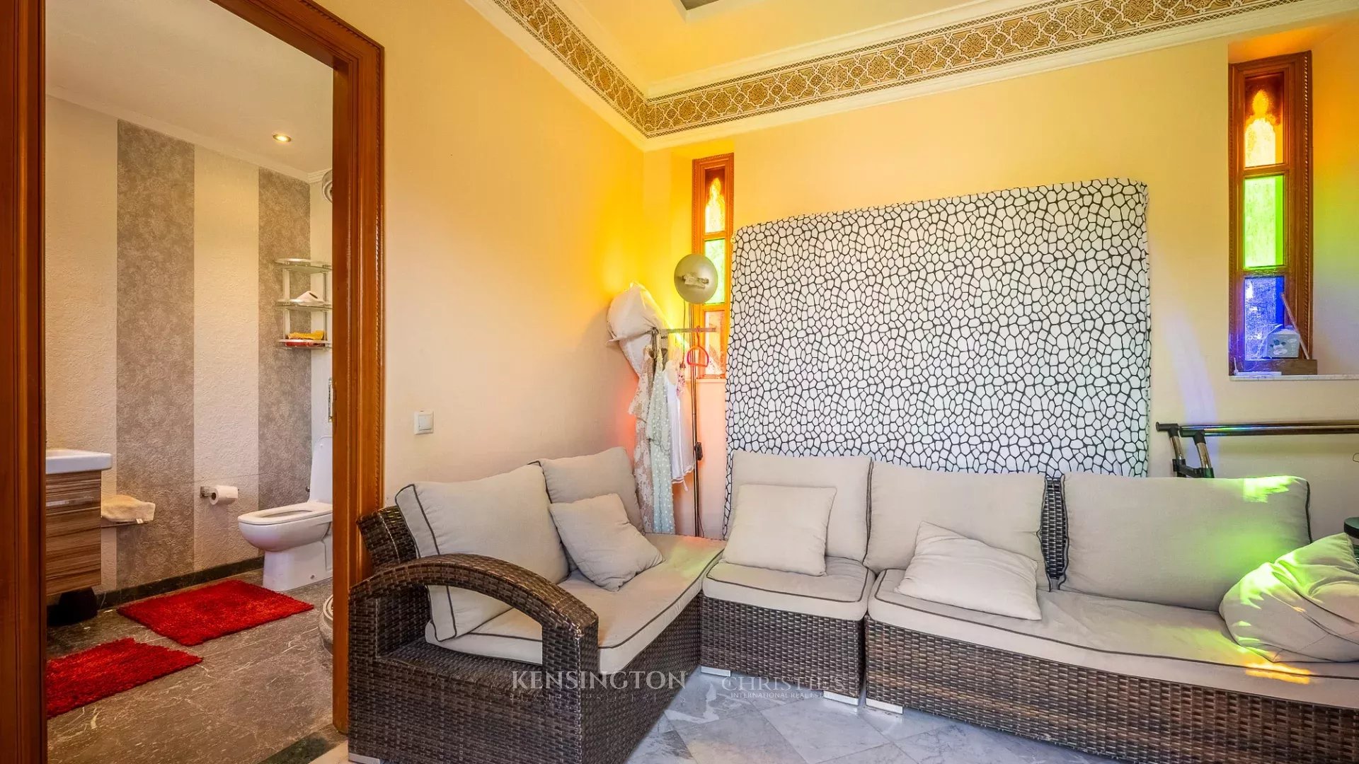 5 Bedroom Villa/Townhouse's Image 14