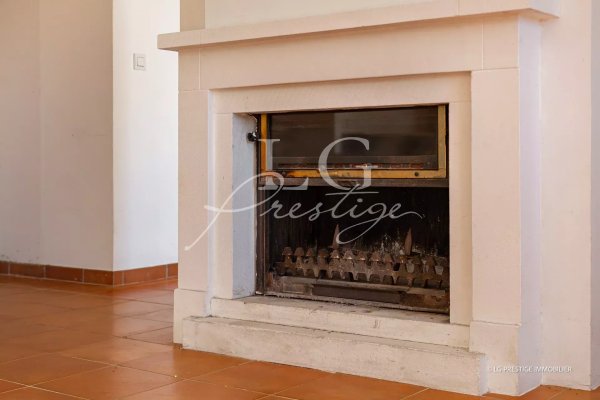 Charming Villa within walking distance of Shops — photo 7