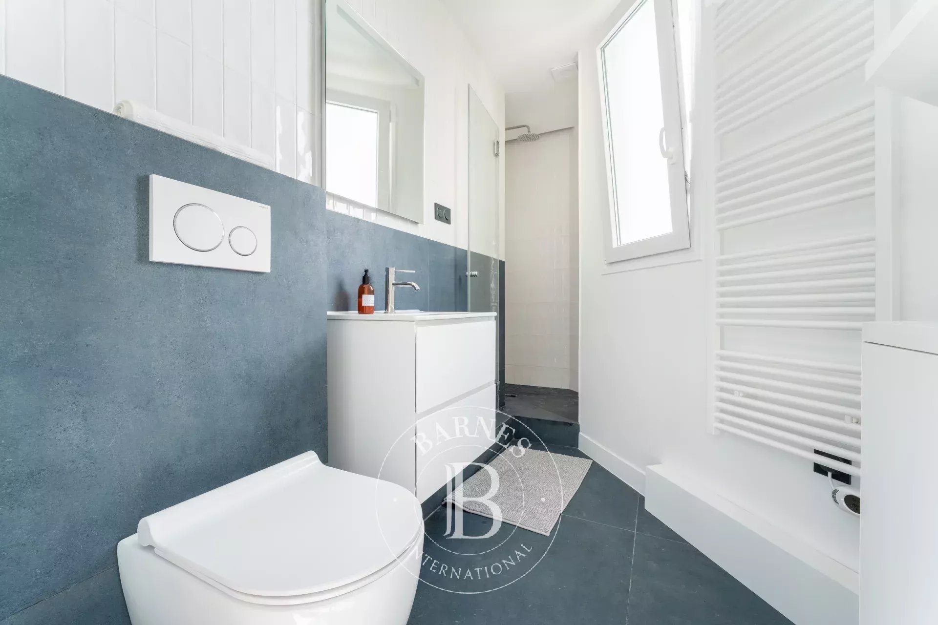 Daire Paris 18ème - picture 10