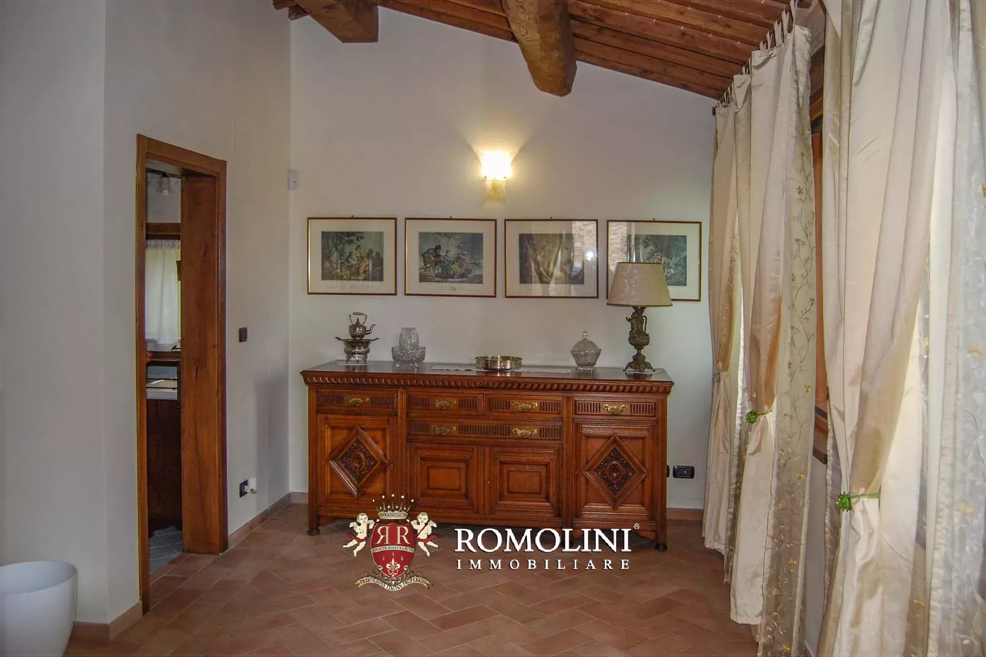 10 Bedroom Villa/Townhouse's Image 65