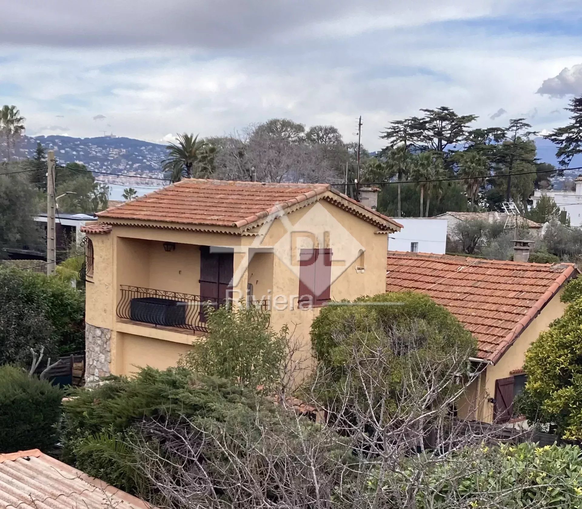 VILLA AU CAP D'ANTIBES - Traverse des Nielles