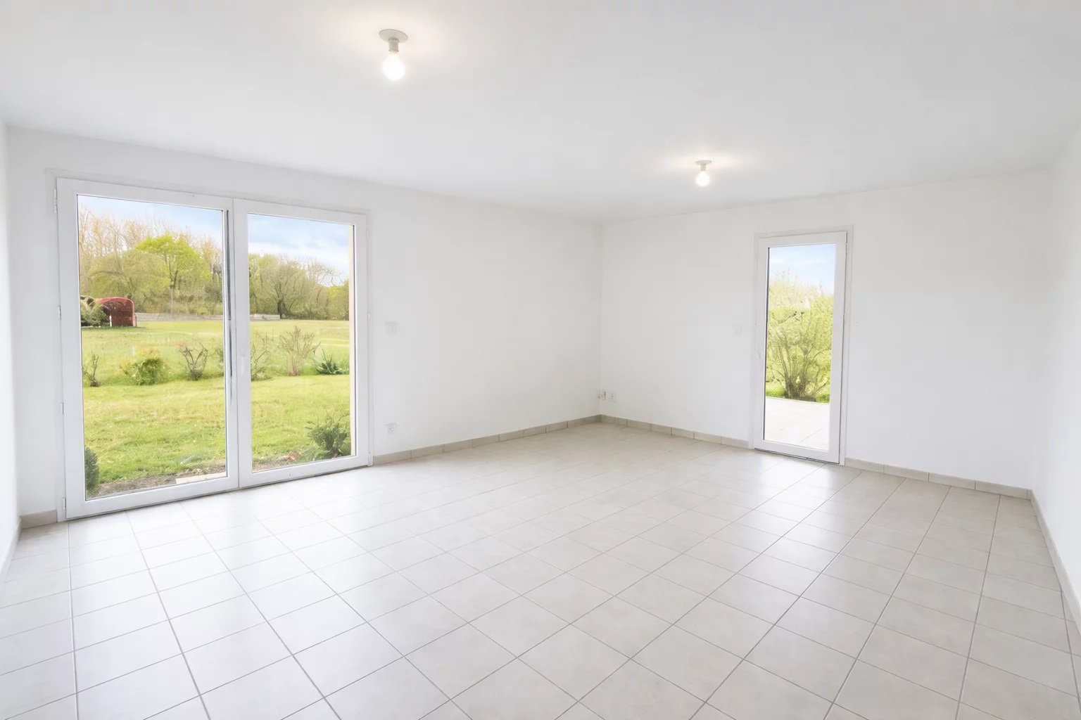 SALLES MAISON RECENTE TYPE 3 - Photo 3