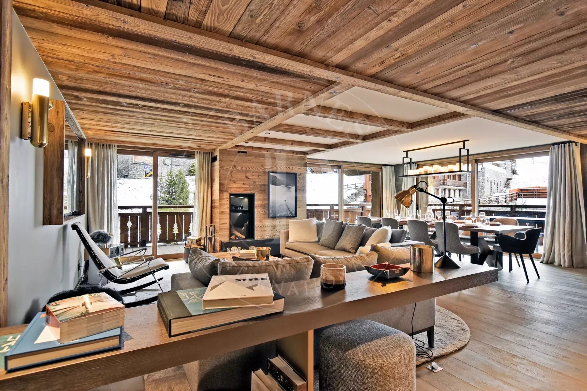 Agence immobilière de 