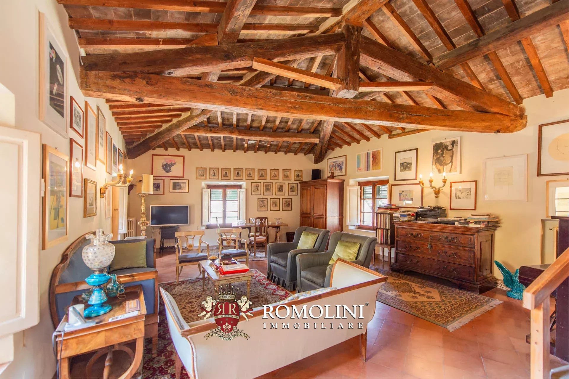 16 Bedroom Vineyard's Image 64