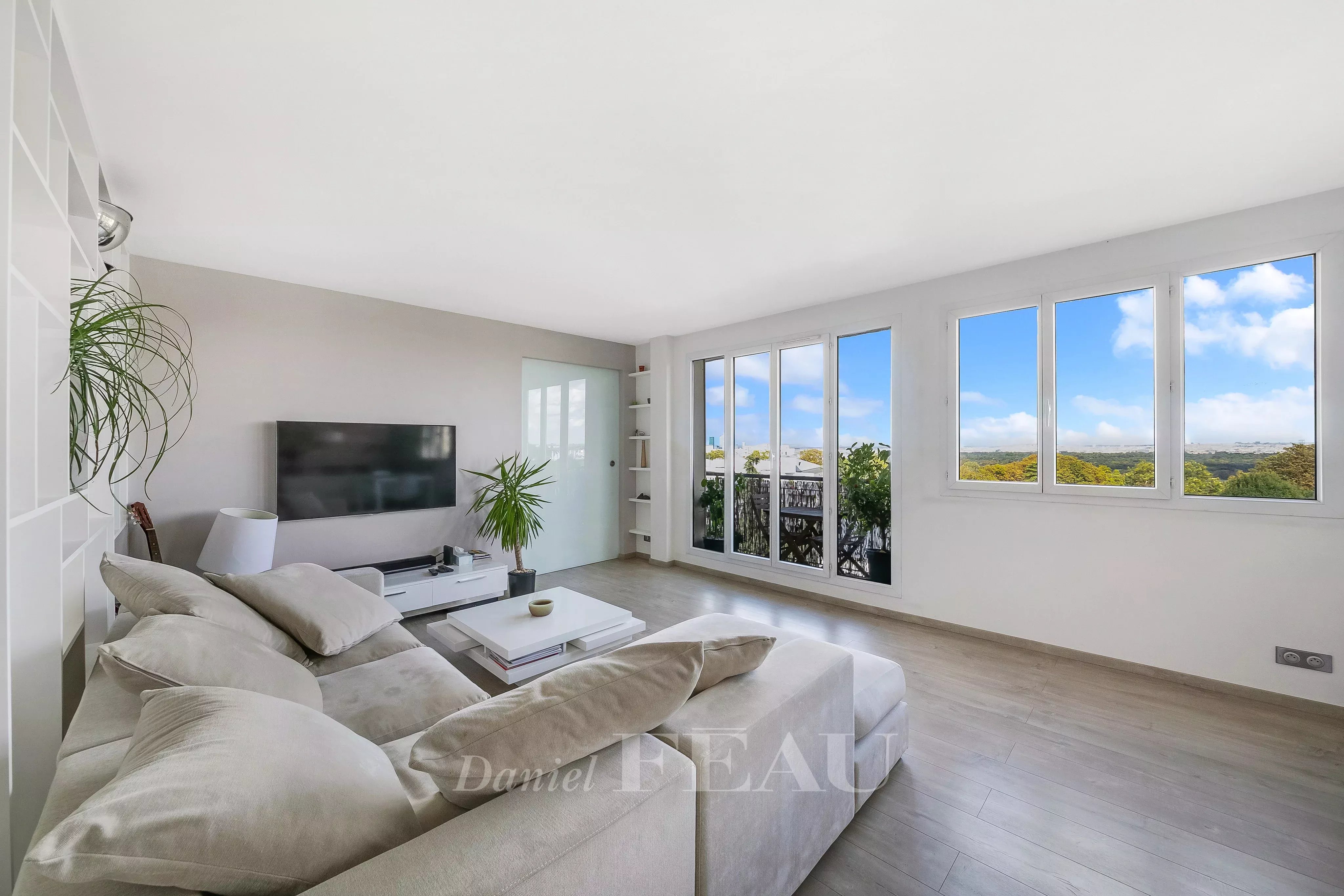Living-room Wooden floor