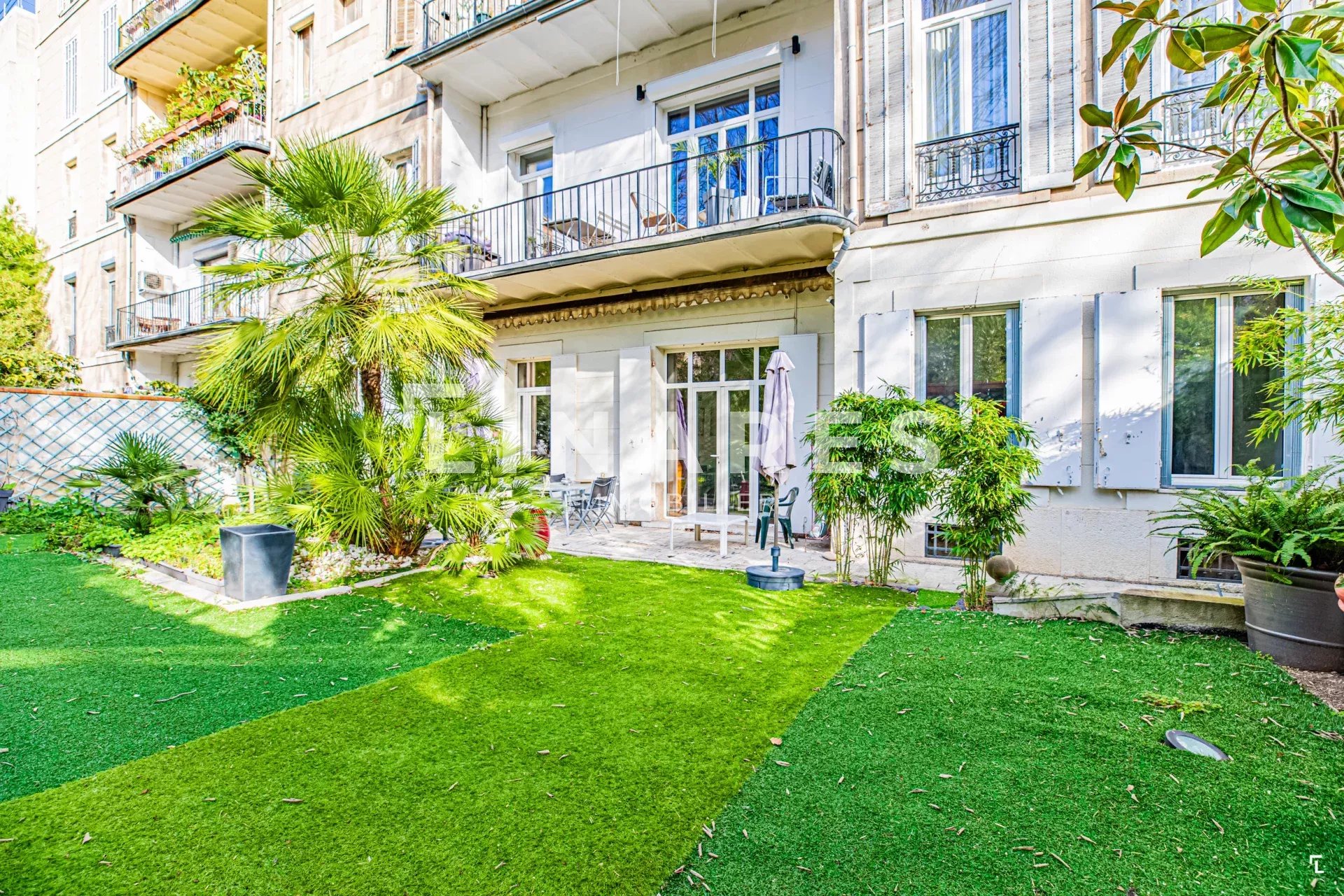 Sale Apartment Marseille 8ème