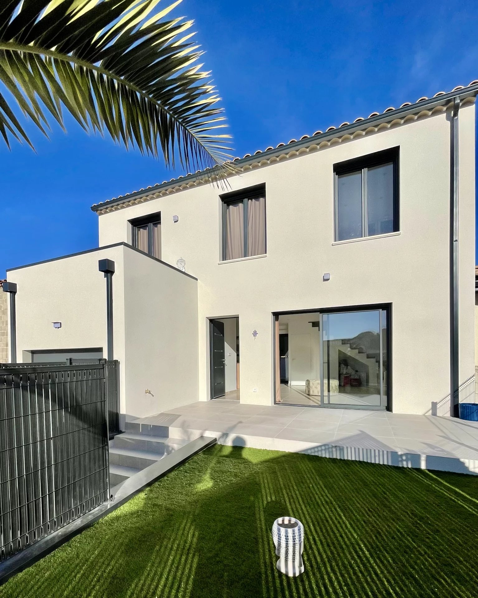 Agence immobilière de 