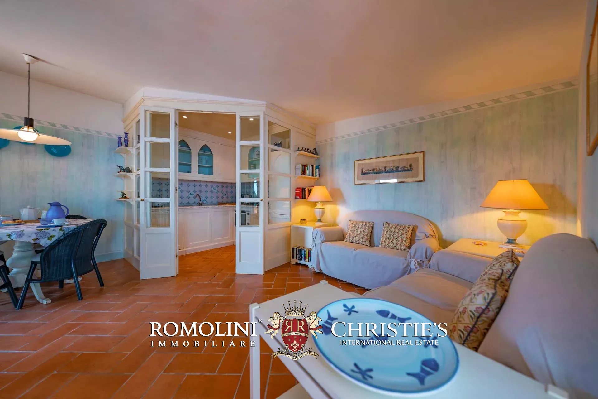 11 Bedroom Villa/Townhouse's Image 90
