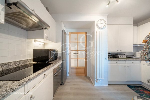 Apartment 4 Rooms with Panoramic Sea View Mandelieu — photo 7