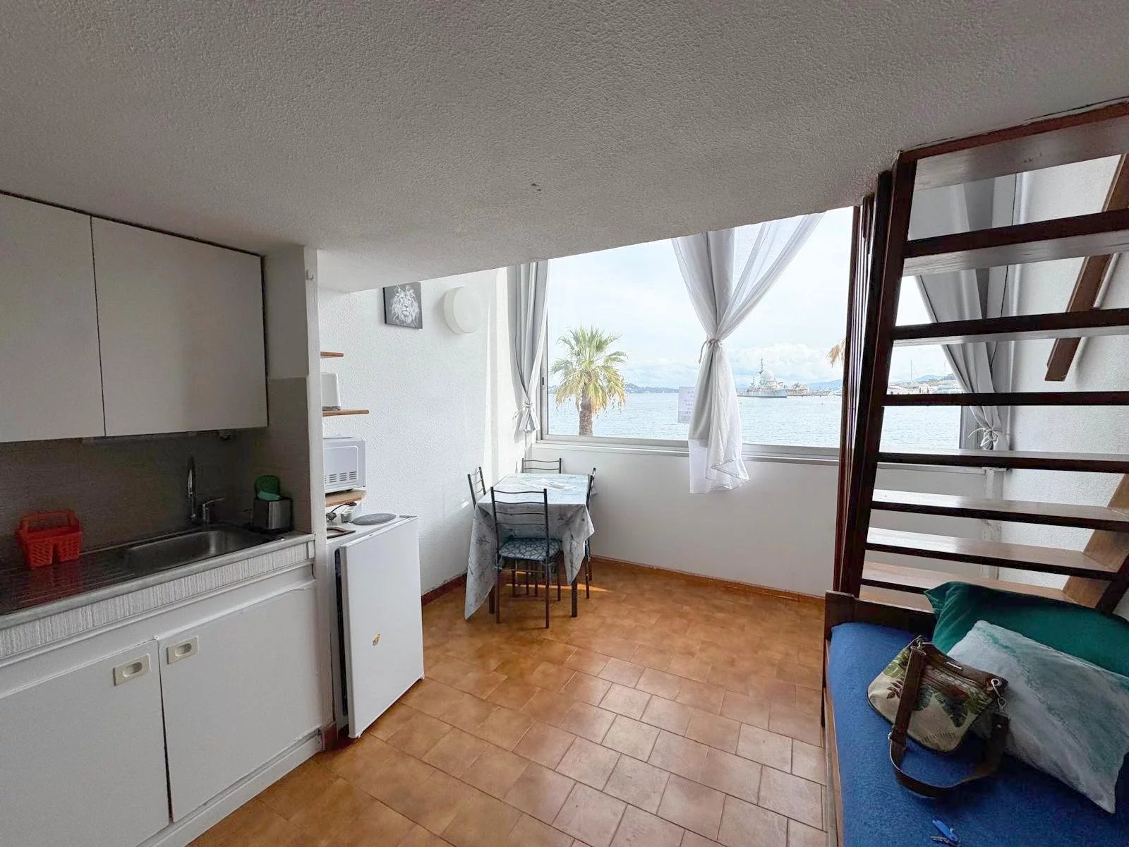 Sale Apartment Saint-Mandrier-sur-Mer