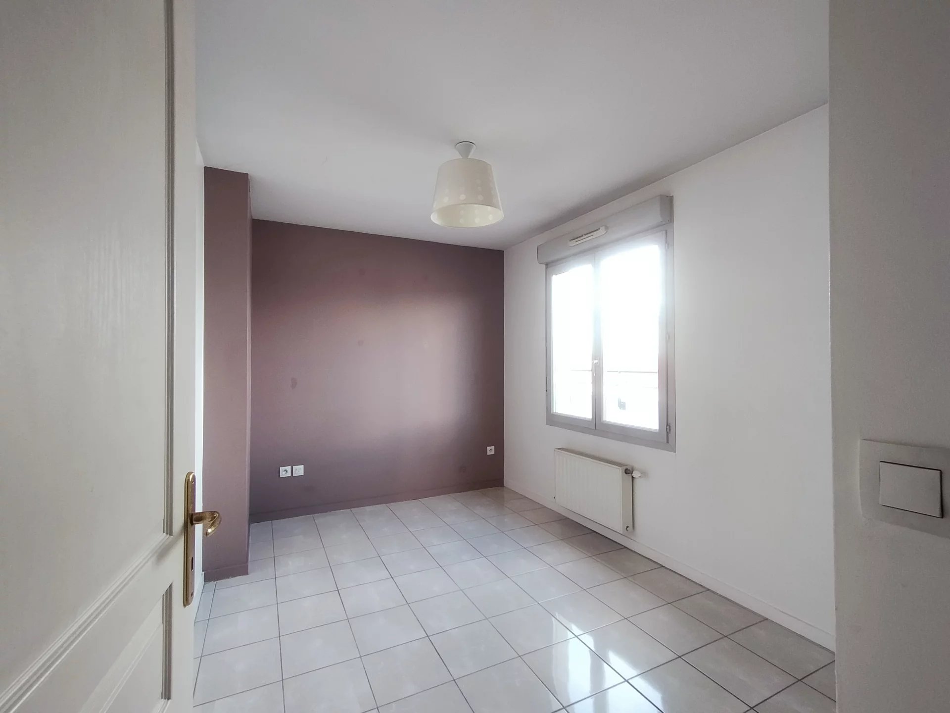 483223 Location Lyon 8ème