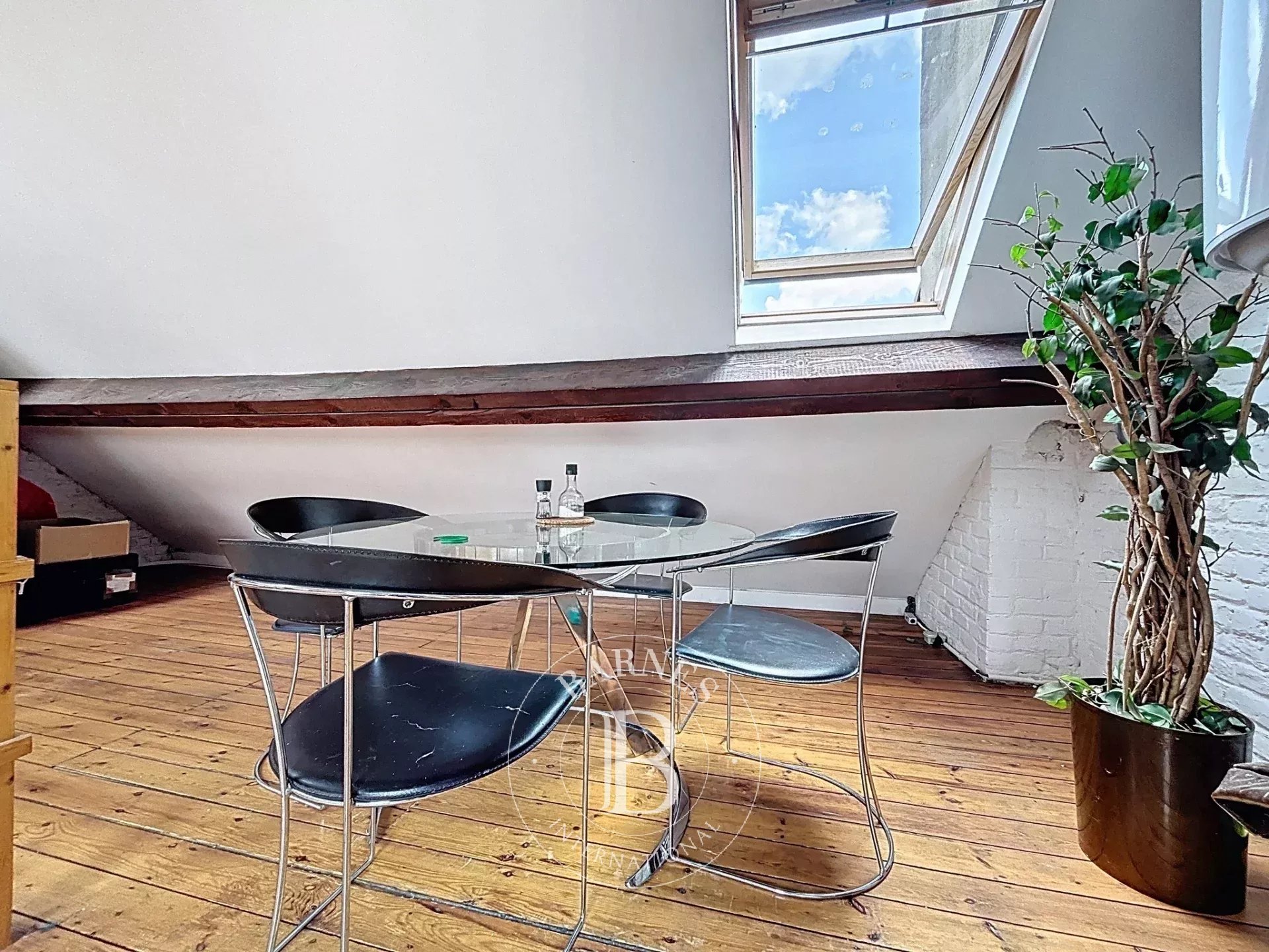 Woluwe-Saint-Pierre - Montgomery - Art deco house- 5 Bedrooms - South garden