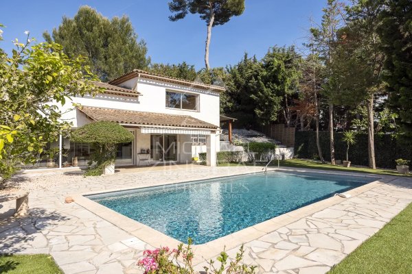 Antibes - Saint-Maymes - Gated estate — photo 3