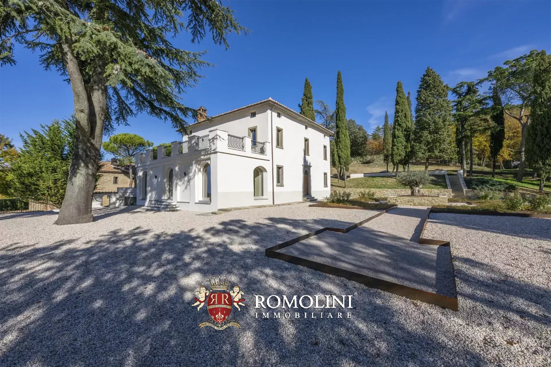 4 Bedroom Villa/Townhouse's Image 20