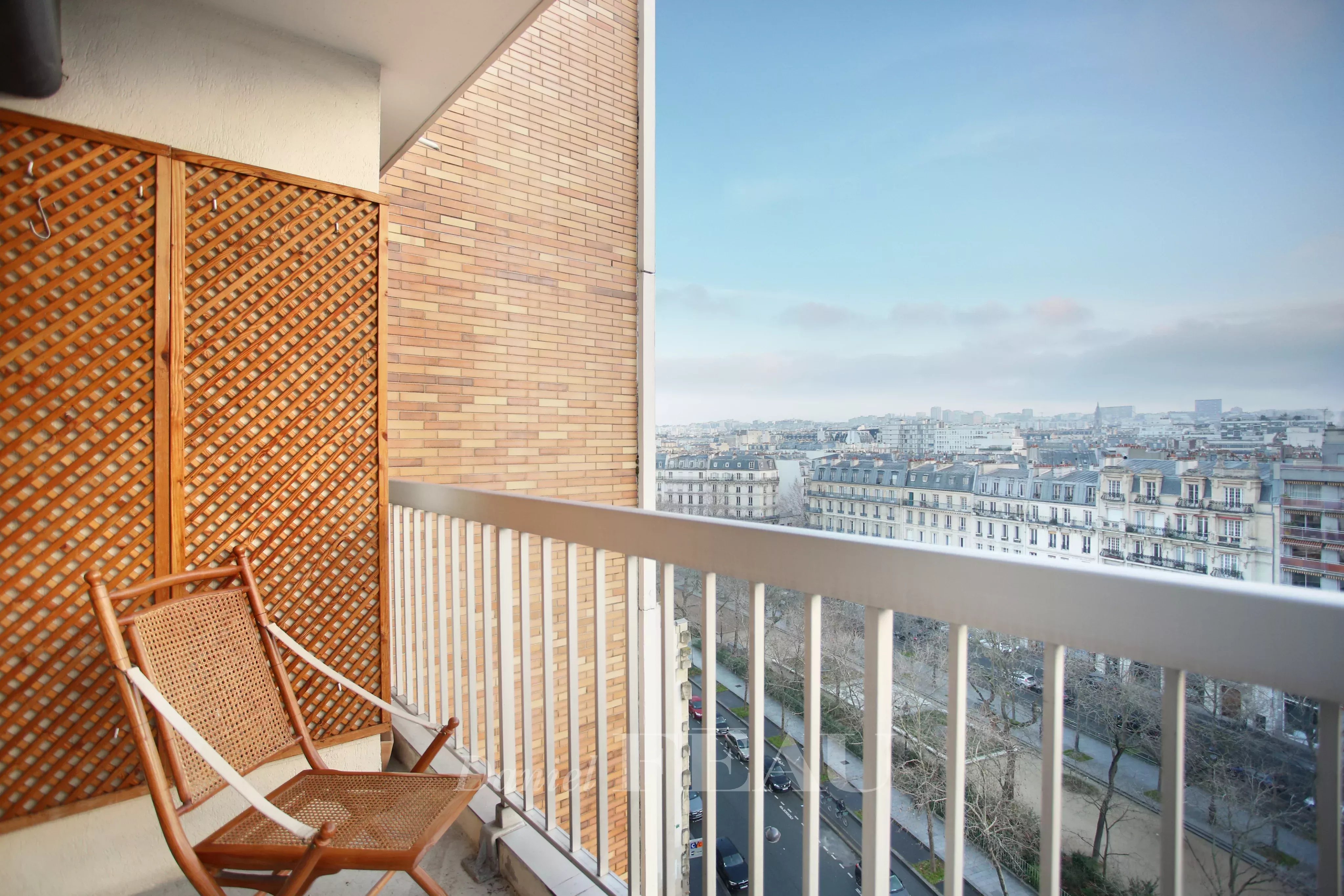 Sale Apartment Paris 11th
