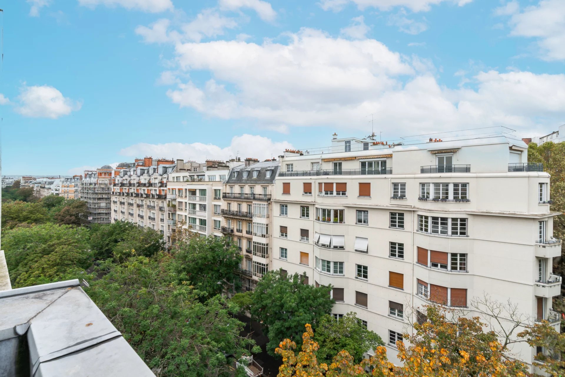 Sale Apartment Paris 16th Auteuil