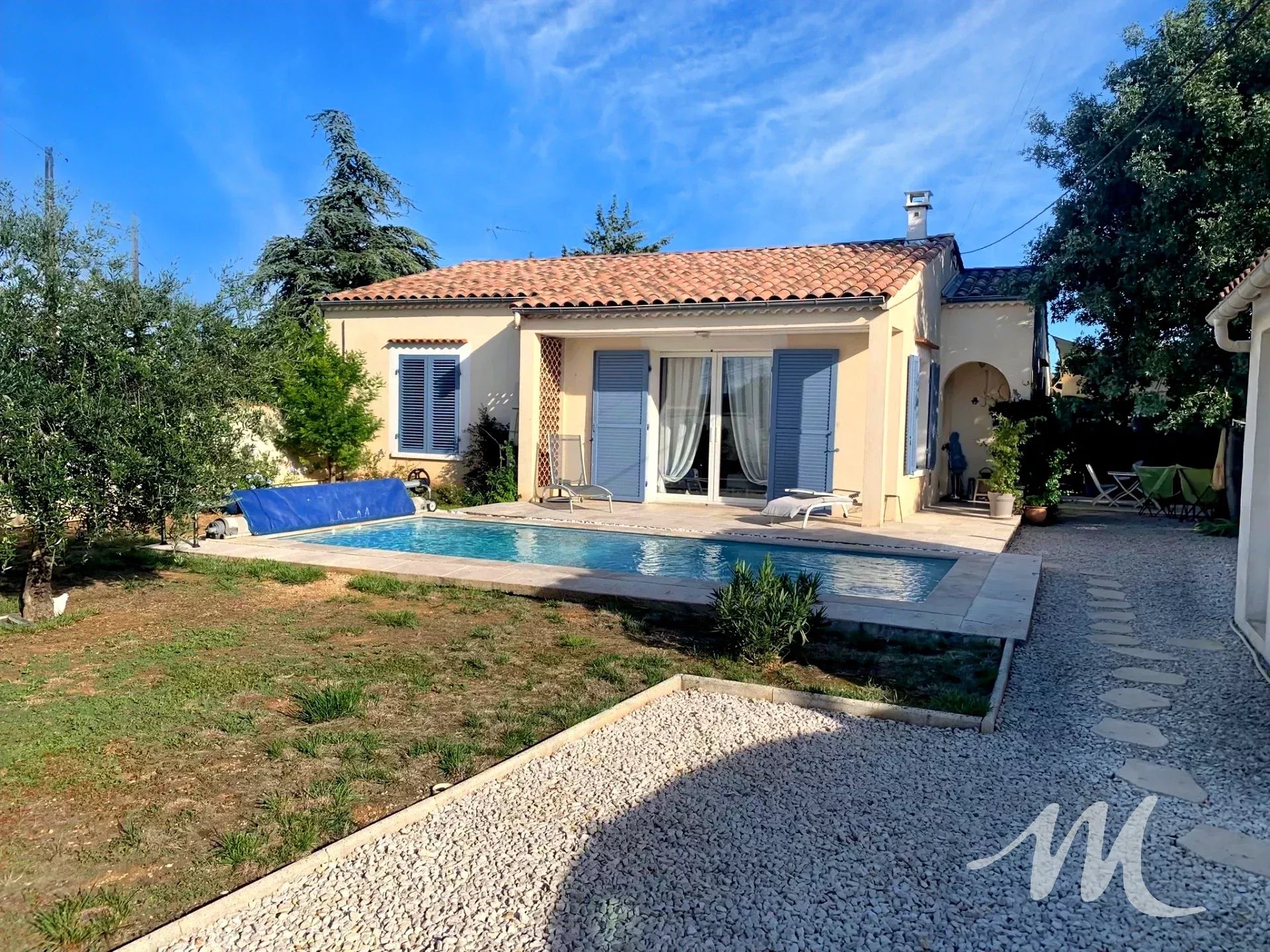 Agence immobilière de 