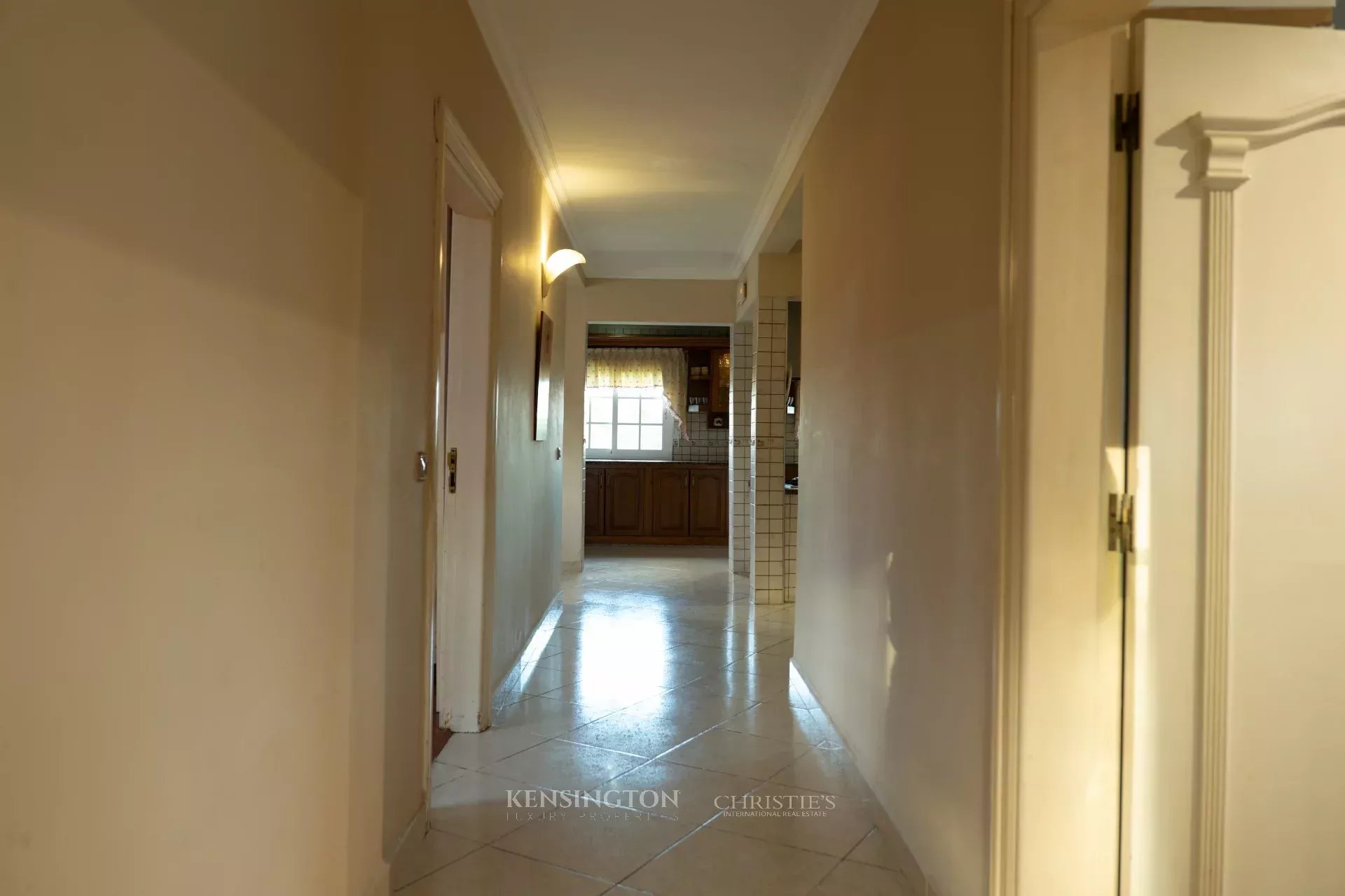 5 Bedroom Villa/Townhouse's Image 17
