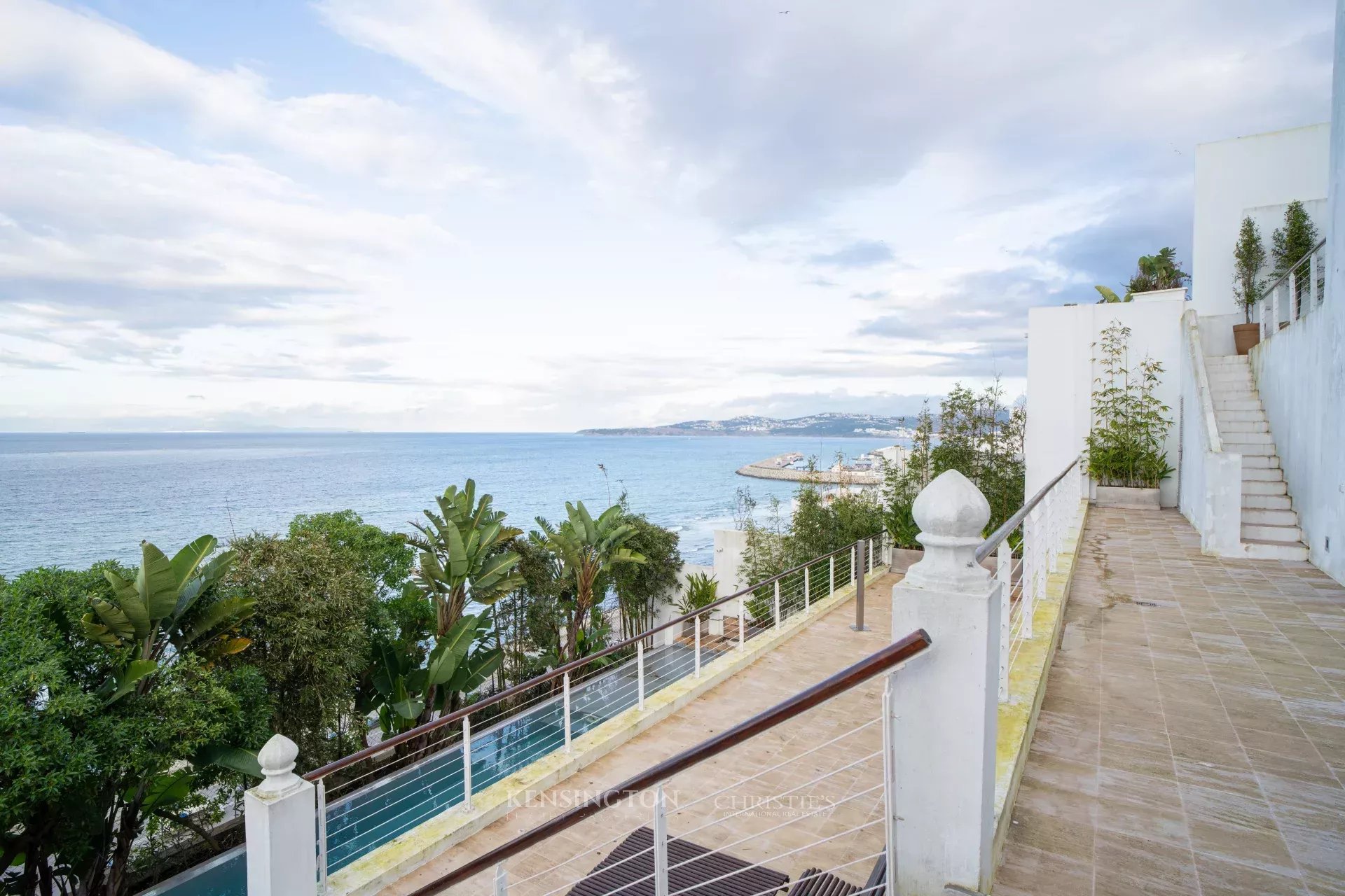 6 Bedroom Villa/Townhouse's Image 19