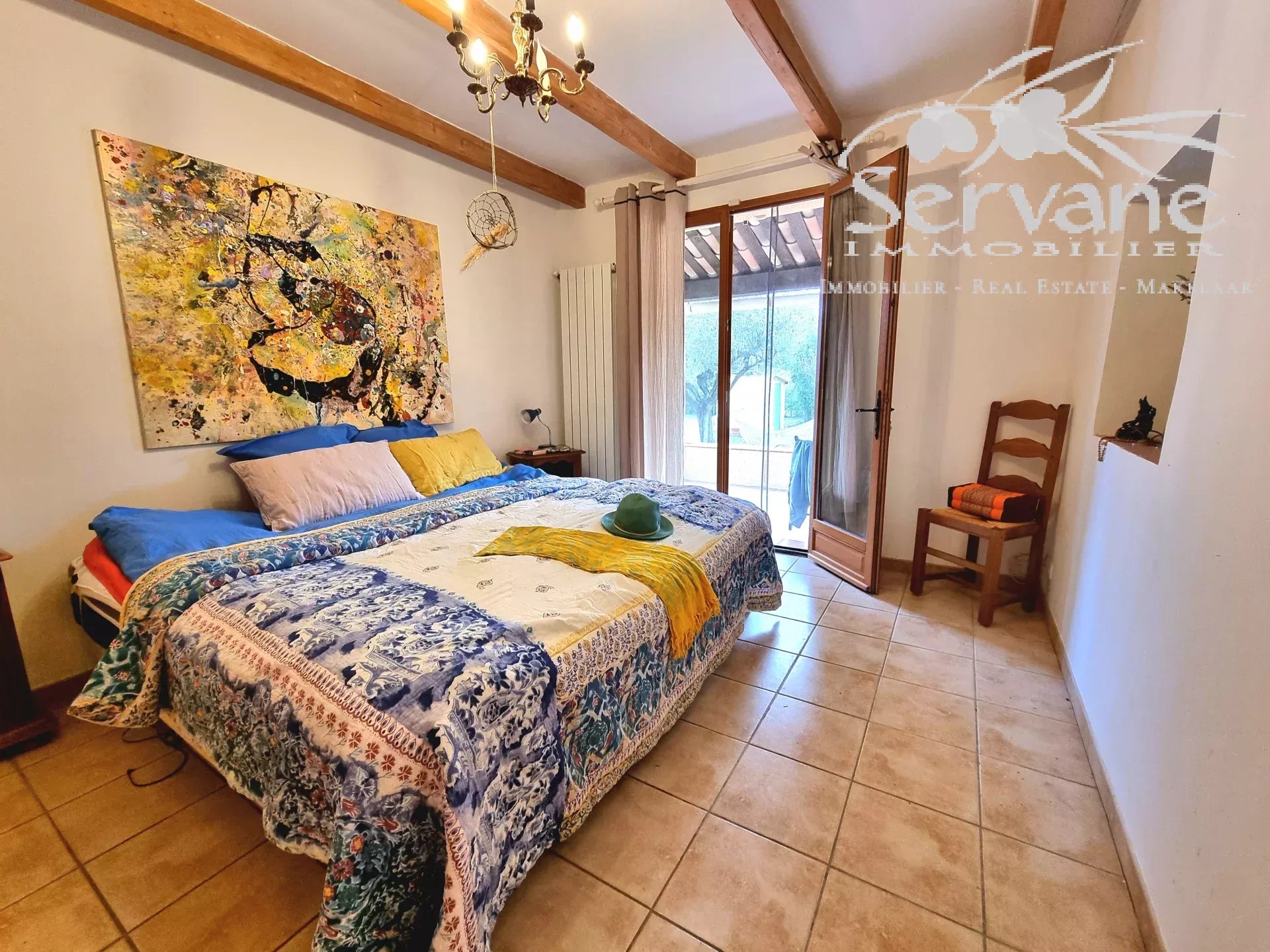 SOLE AGENCY LORGUES 3 BEDROOMS VILLA
