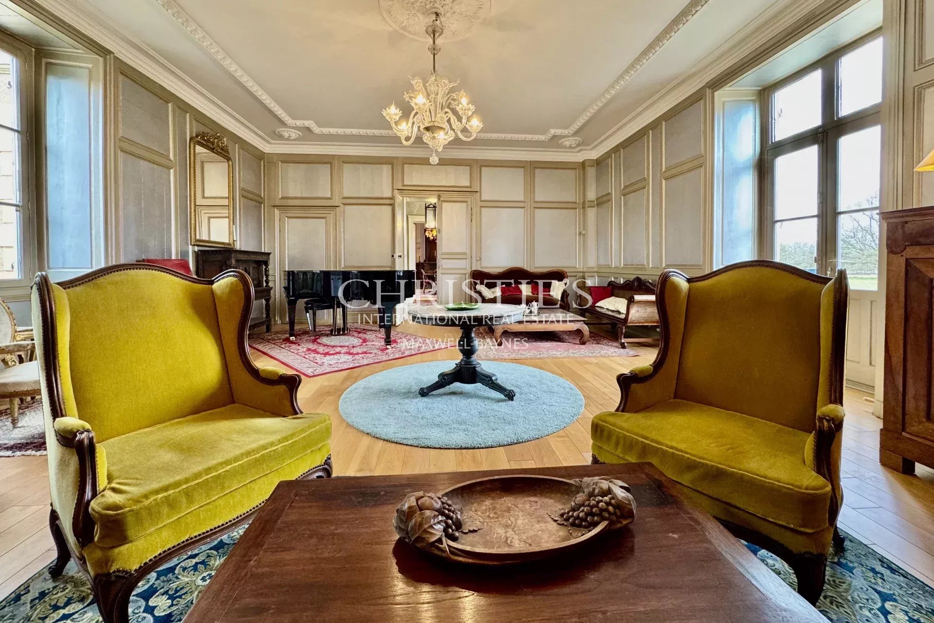 10 Bedroom Chateau's Image 15