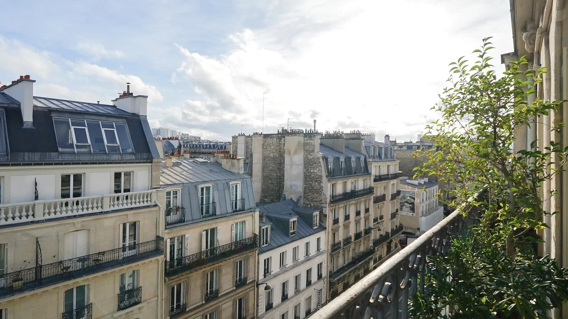 Paris 7e - SÈVRES-LECOURBE/BRETEUIL