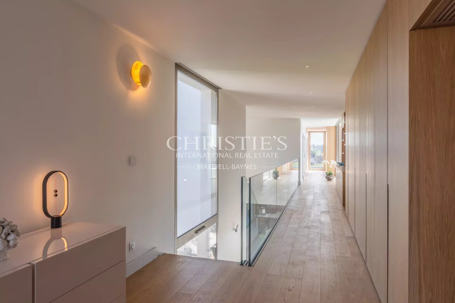 4 Bedroom Villa/Townhouse's Image 5