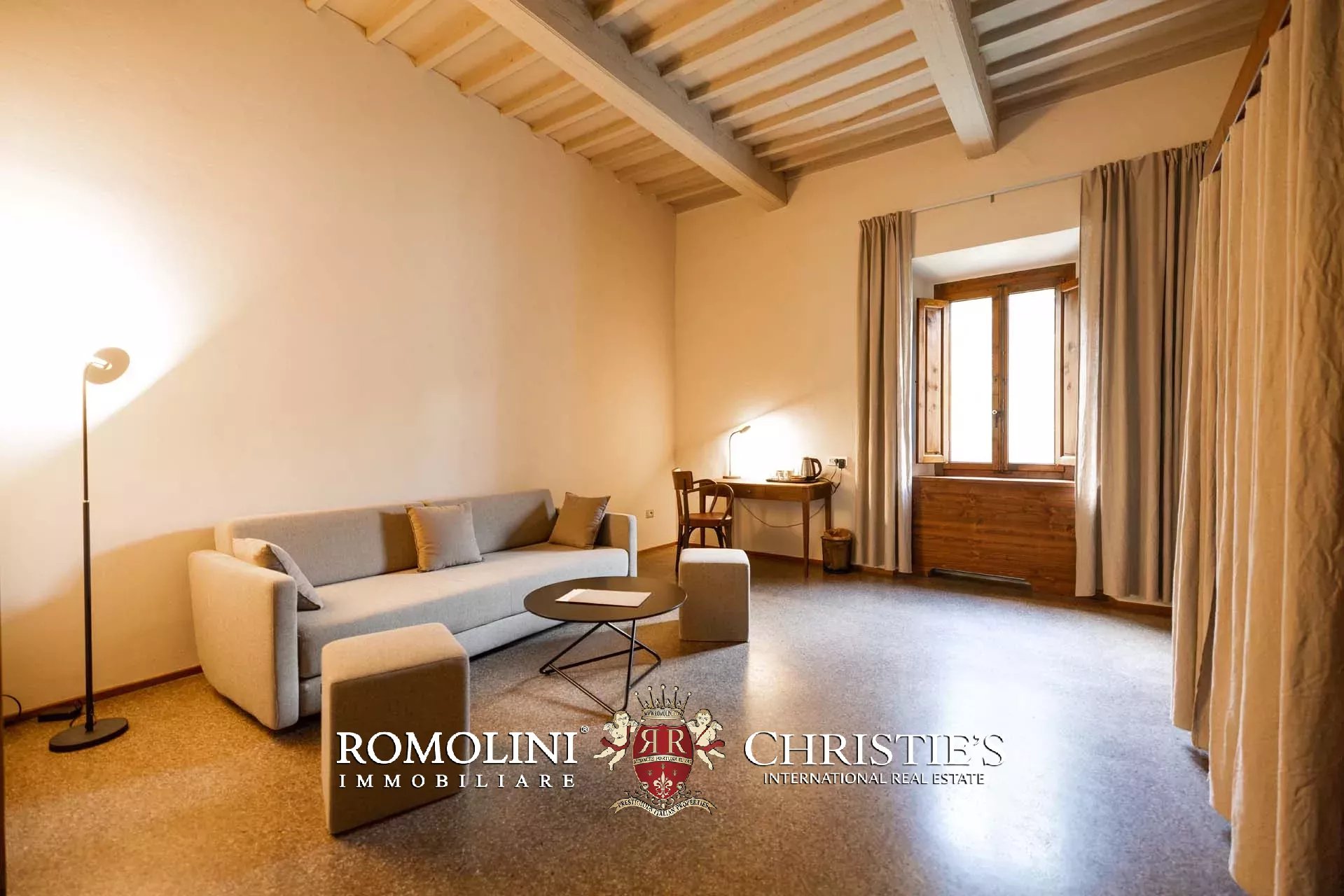 16 Bedroom Villa/Townhouse's Image 44