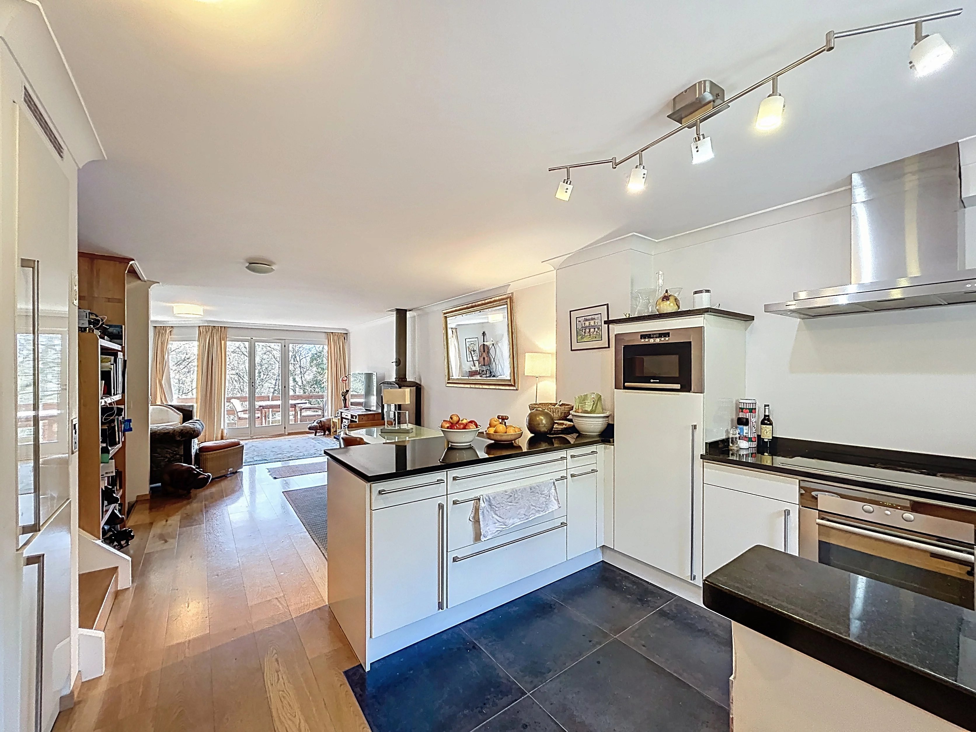 Appartement-villa situé dans les hauteurs de Lutry