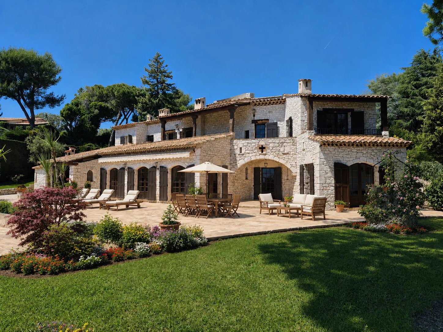 Image of Villa - 4 Bedrooms for Sale in Alpes-Maritimes-Saint-Paul-de-Vence-France, Image 4