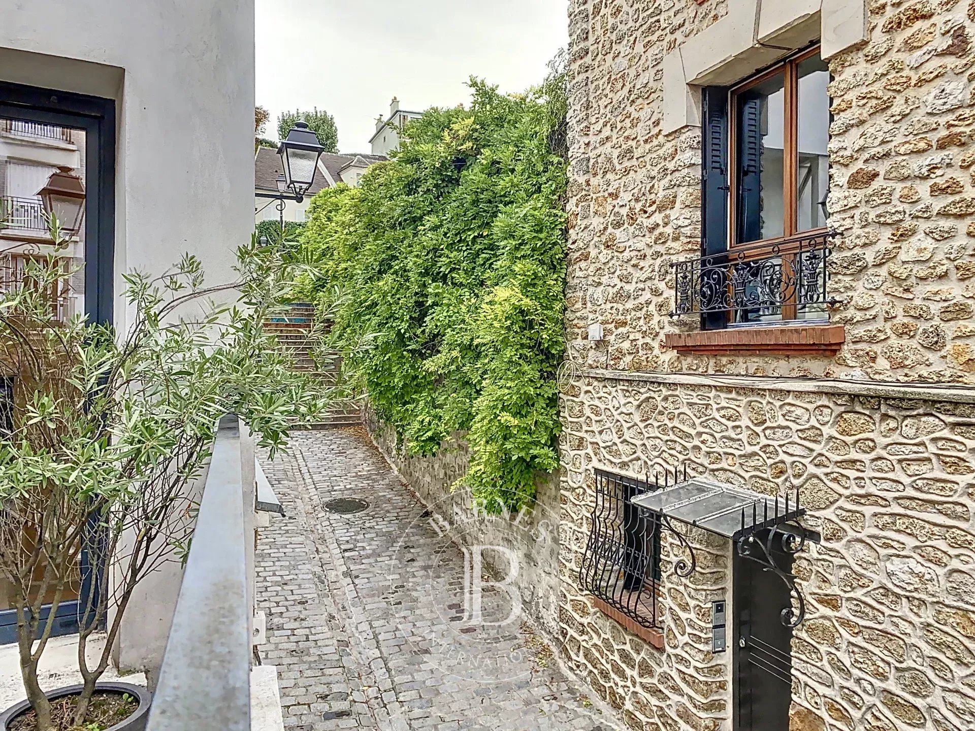 Ev Paris 18ème - picture 33