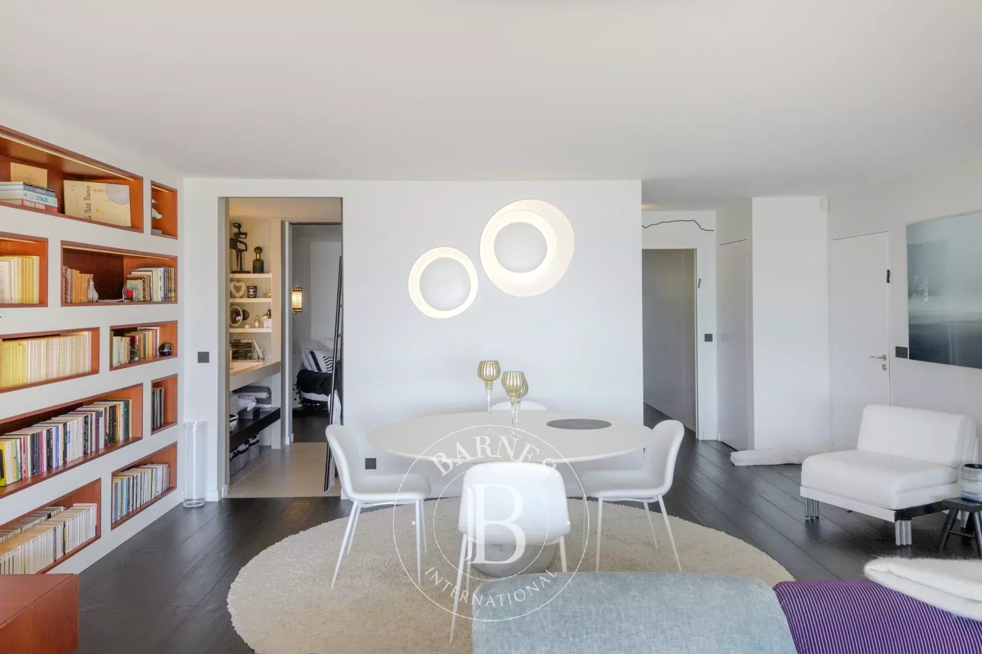 Daire Cassis - picture 6