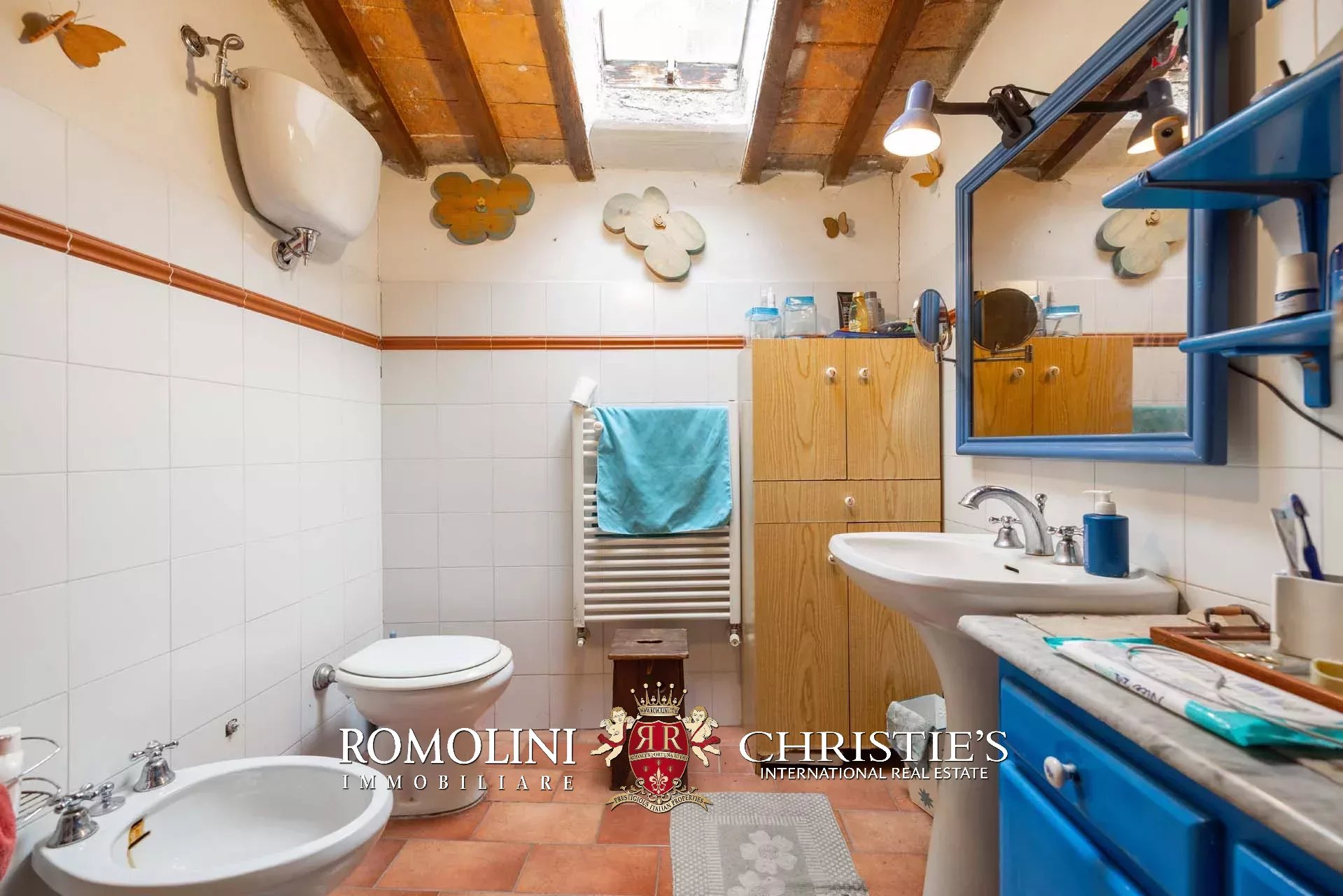 9 Bedroom Villa/Townhouse's Image 28