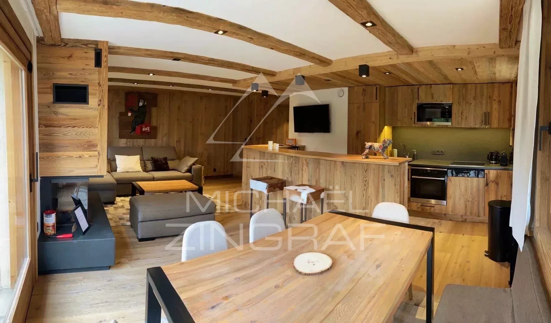 Agence immobilière de 