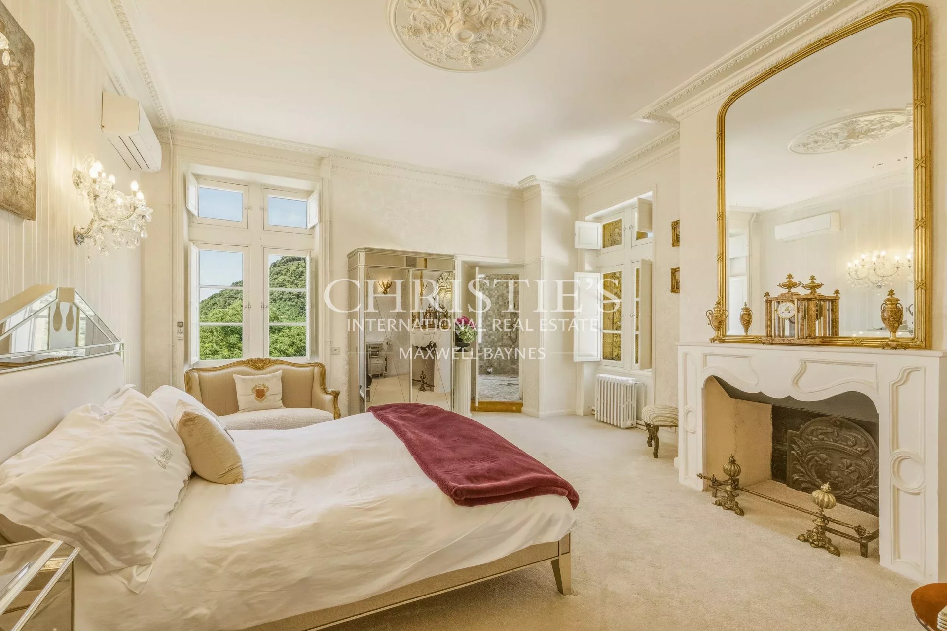 17 Bedroom Chateau's Image 20