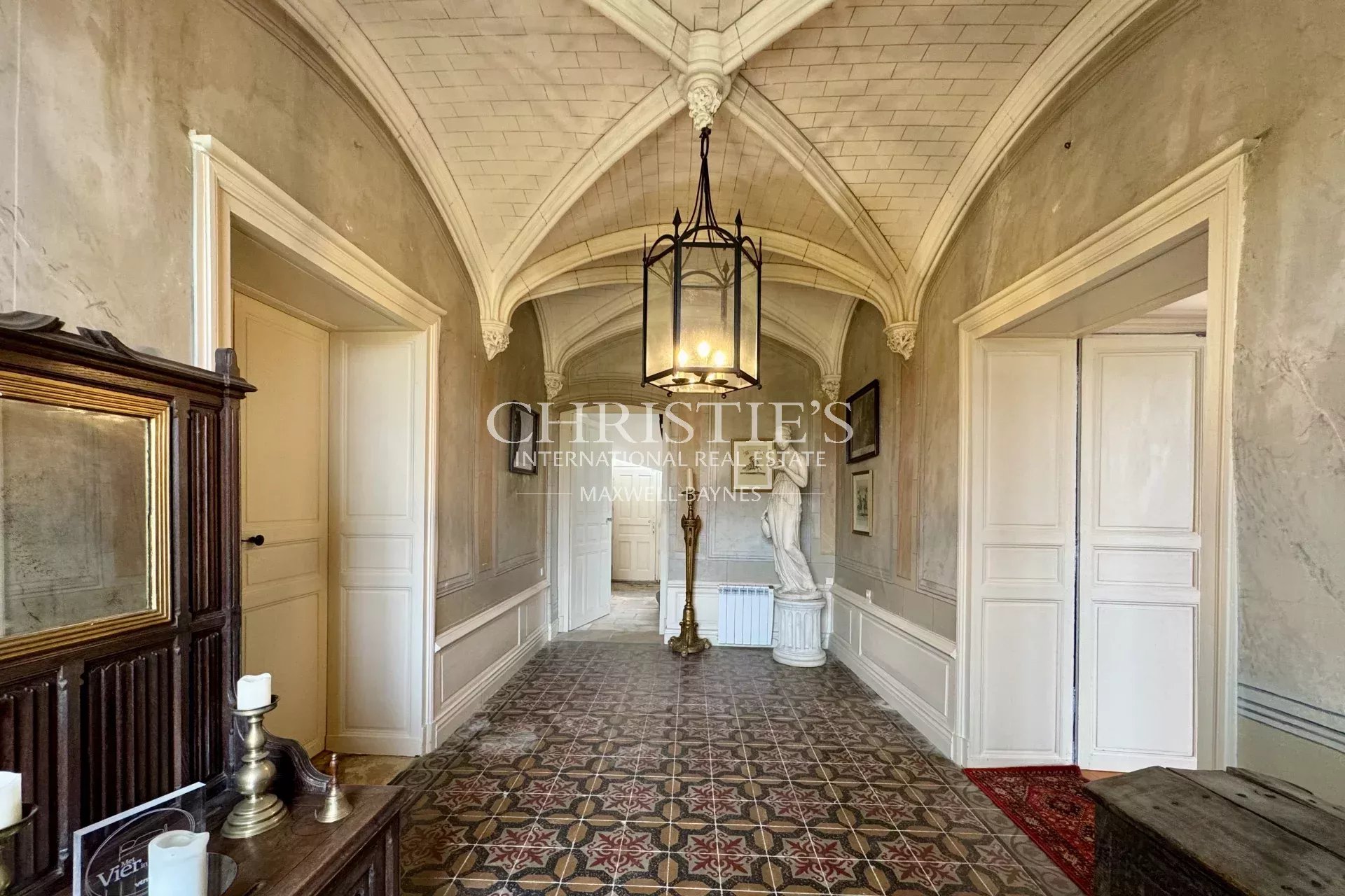 10 Bedroom Chateau's Image 11